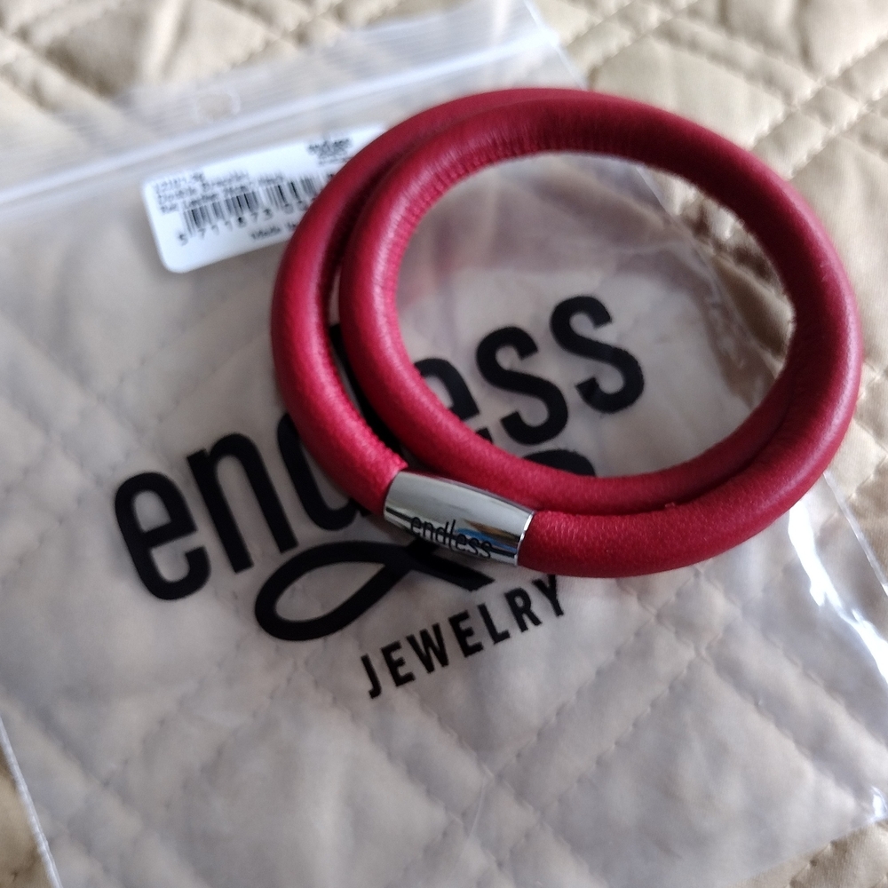 Jennifer Lopez Endless Collection Red Leather Bracelet